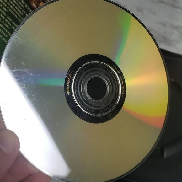 Pirates of the Carribean Dead Man's Chest DVD - Picture 6 of 6